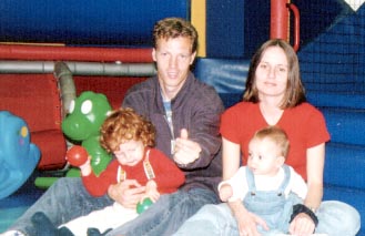[Istvan, Shila, Ana and Daniel Salloi]
